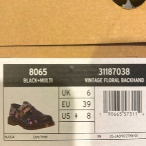 Dr Marten's Black Vintage Floral MaryJanes Size 8